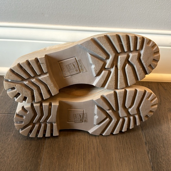 Dolce Vita suede boots size 7.5 - Picture 4 of 4